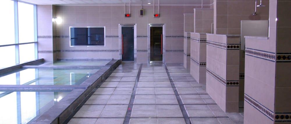 Interburgo Hotel Уонджу Екстериор снимка