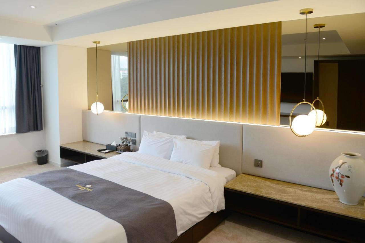 Interburgo Hotel Уонджу Екстериор снимка