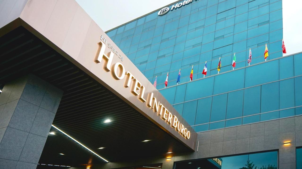 Interburgo Hotel Уонджу Екстериор снимка
