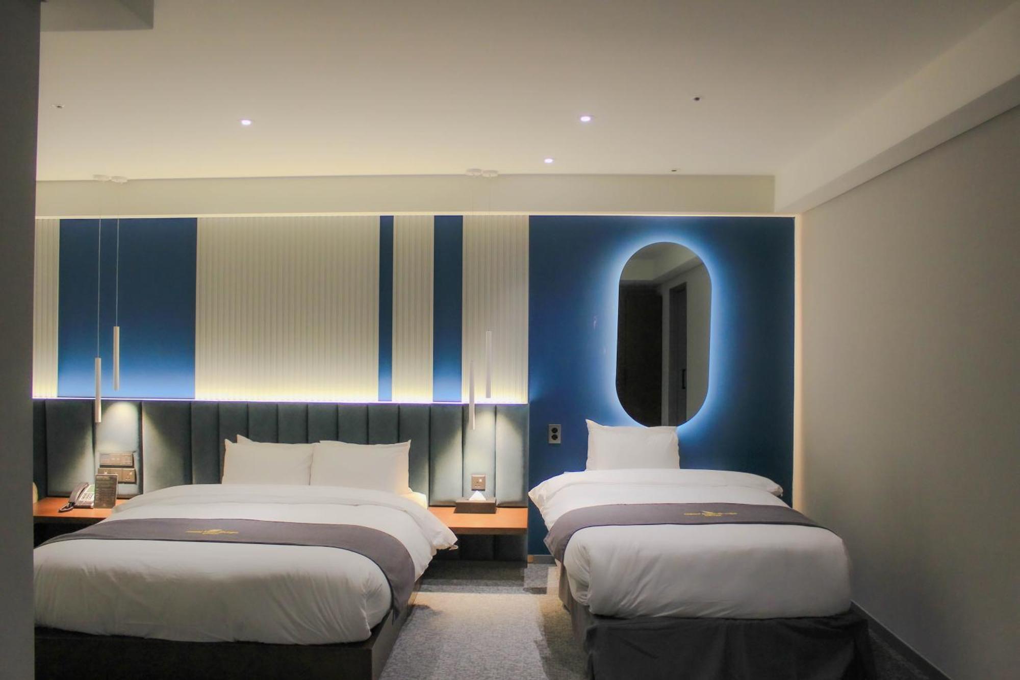 Interburgo Hotel Уонджу Екстериор снимка